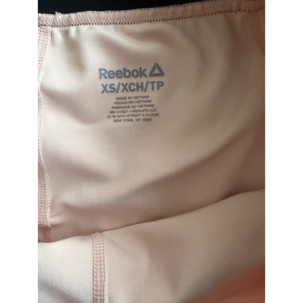 Reebok Womens Tennis Skort Pockets Built-In Shorts Sz XS Light Peach Color FLAW - Picture 8 of 10